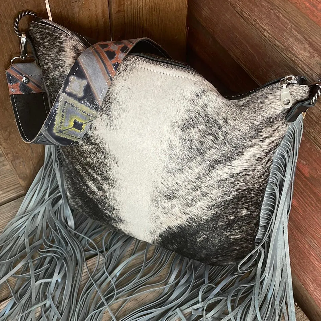 003 Wynonna - Grey Brindle w/ Blank Slate