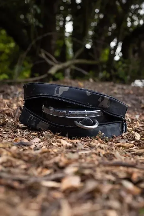 CARPLIFE Eclipse Camo Digi Scales & Carp Care Pouch