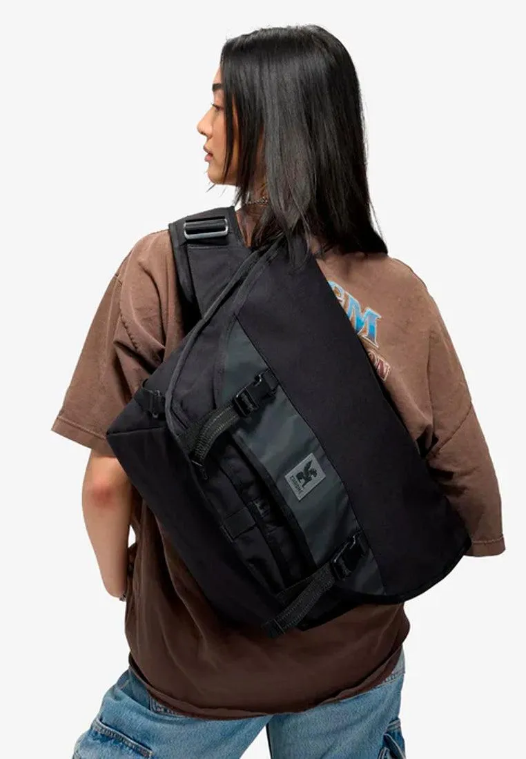 Chrome Industries Citizen 15L Messenger