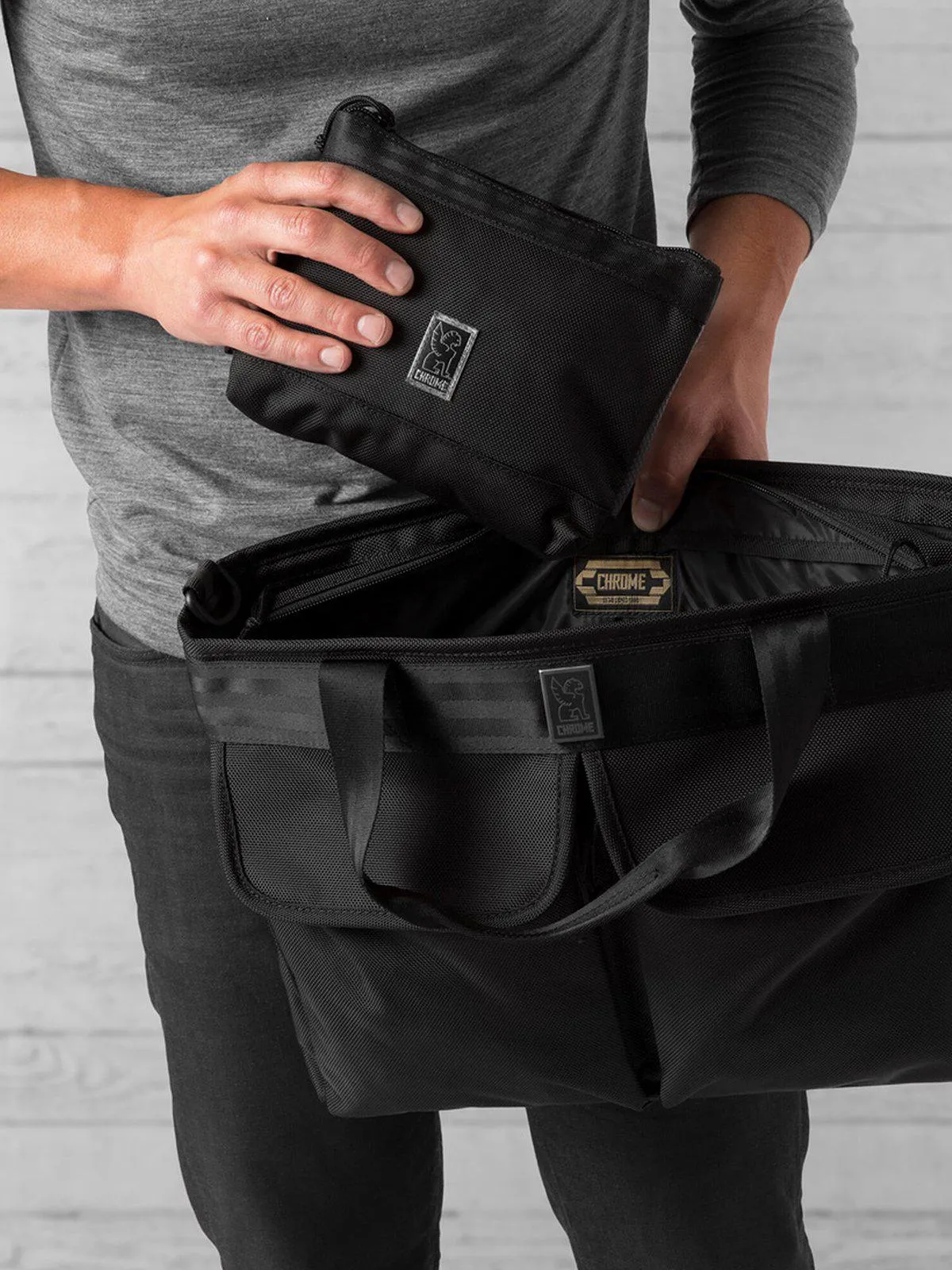 Chrome Industries Kilo Dopp Kit All Black
