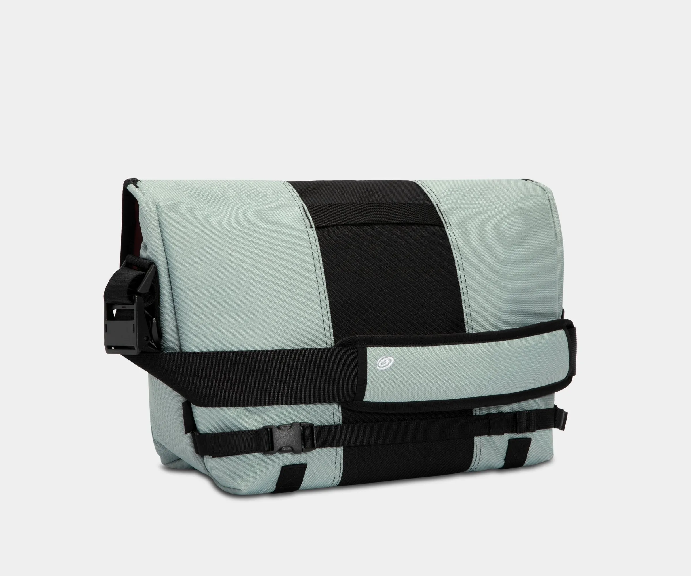 Classic Messenger Bag