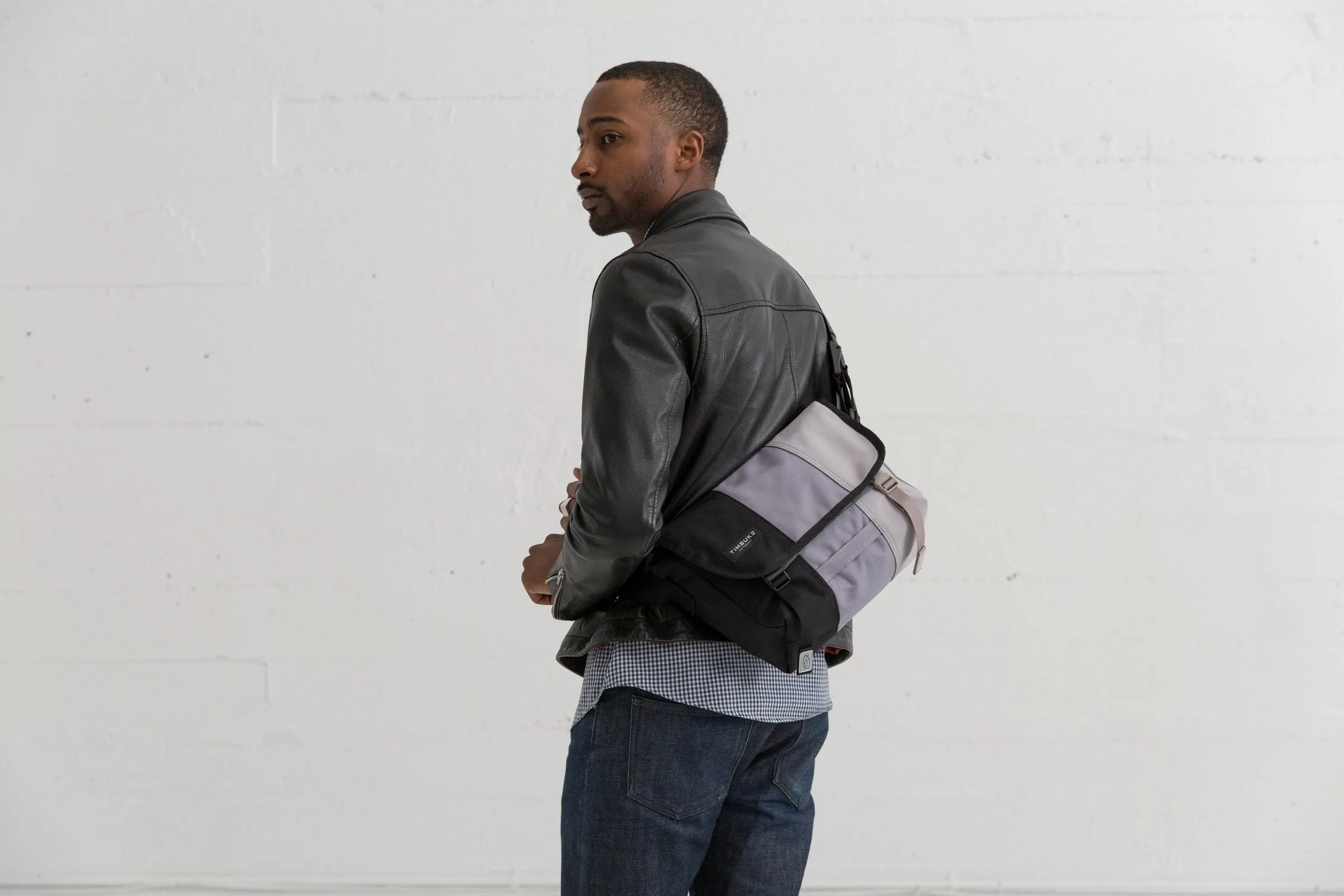 Classic Messenger Bag