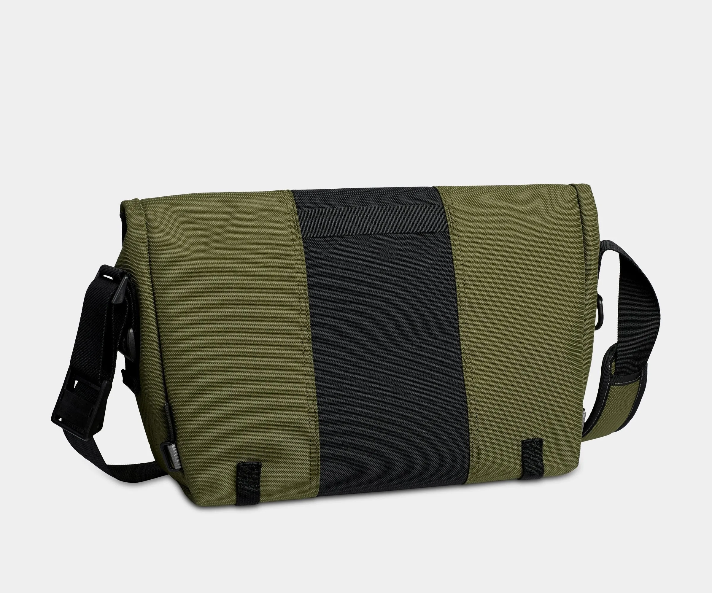 Classic Messenger Bag