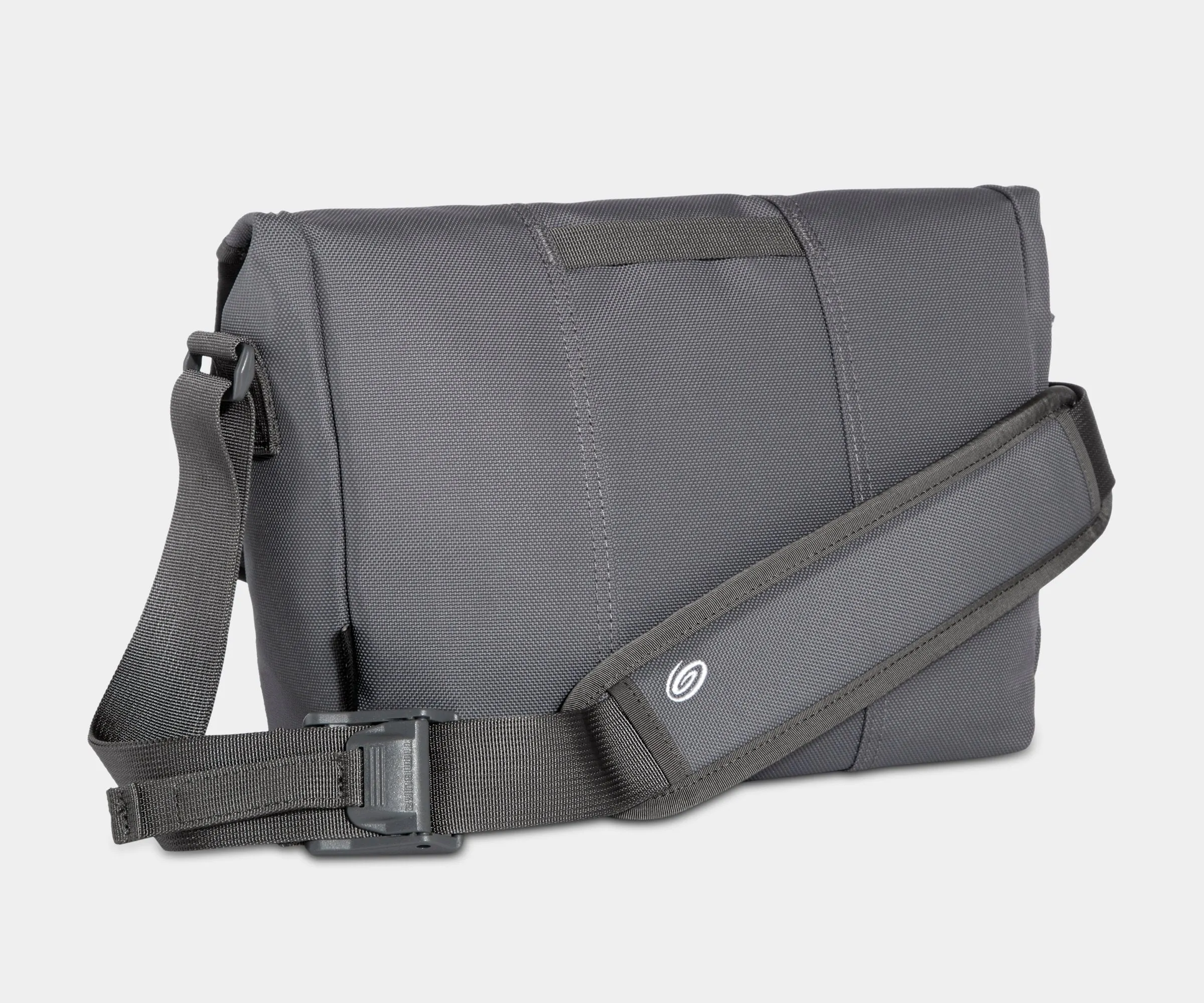Classic Messenger Bag
