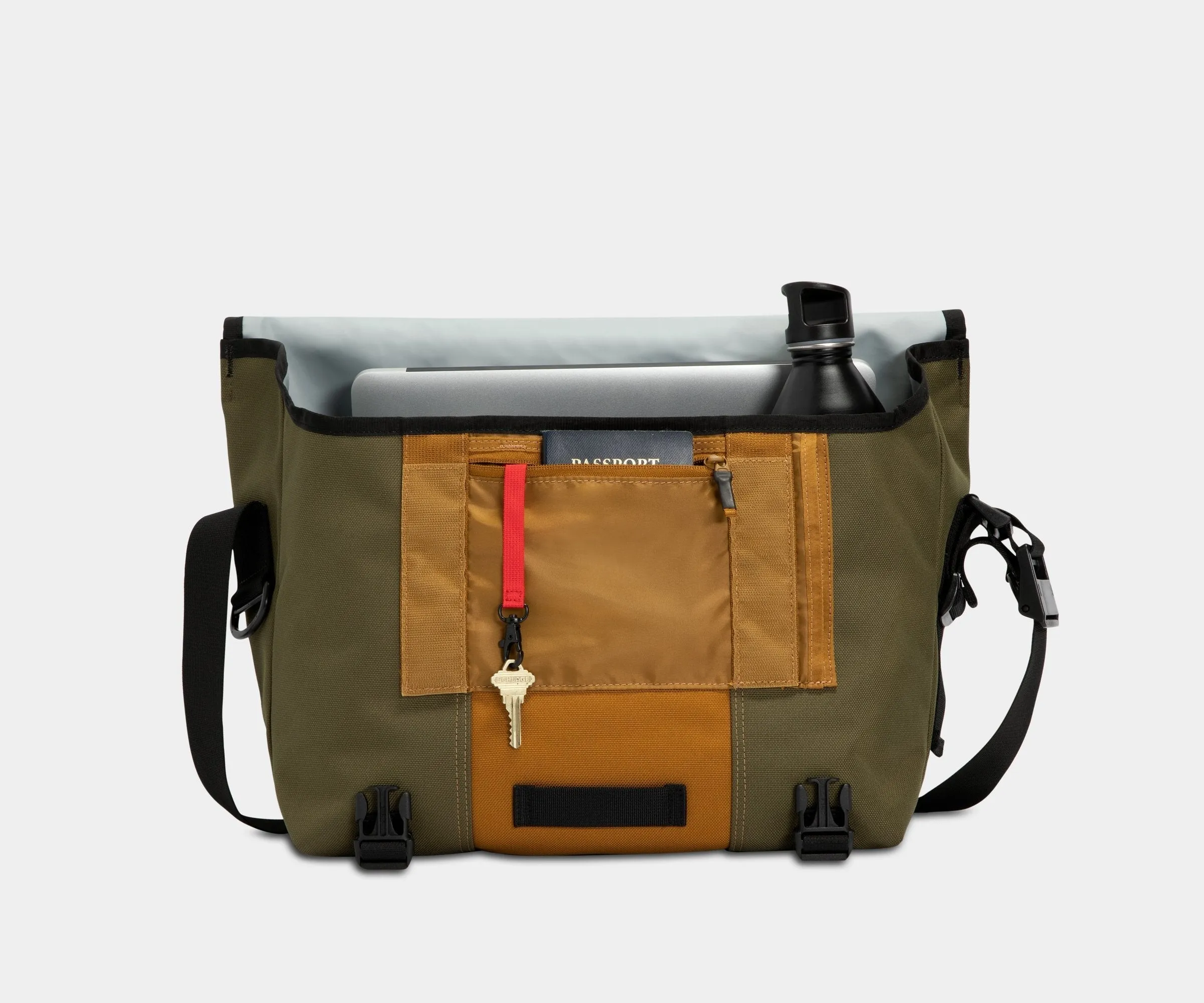 Classic Messenger Bag