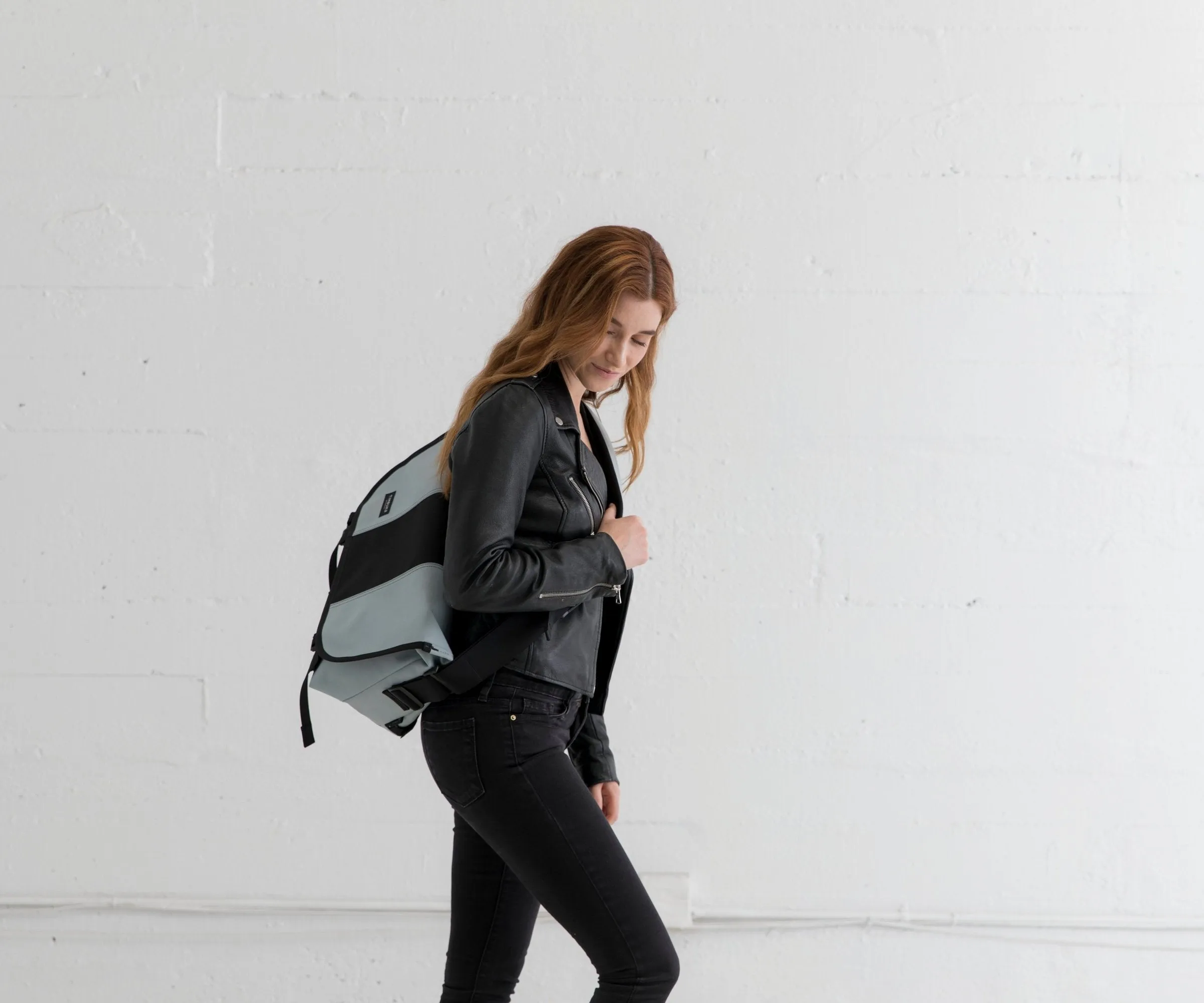Classic Messenger Bag