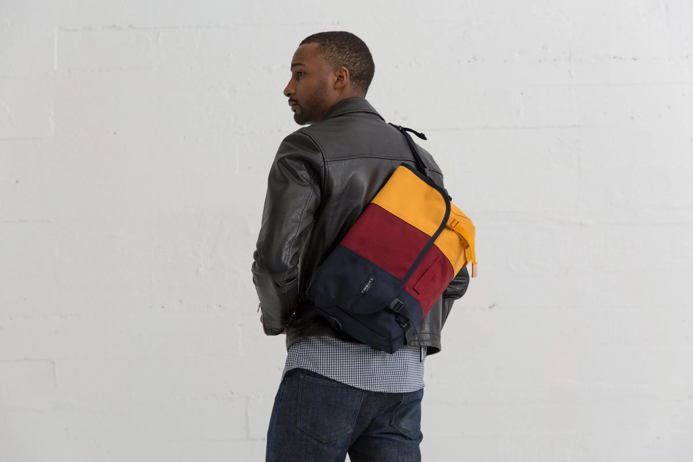 Classic Messenger Bag