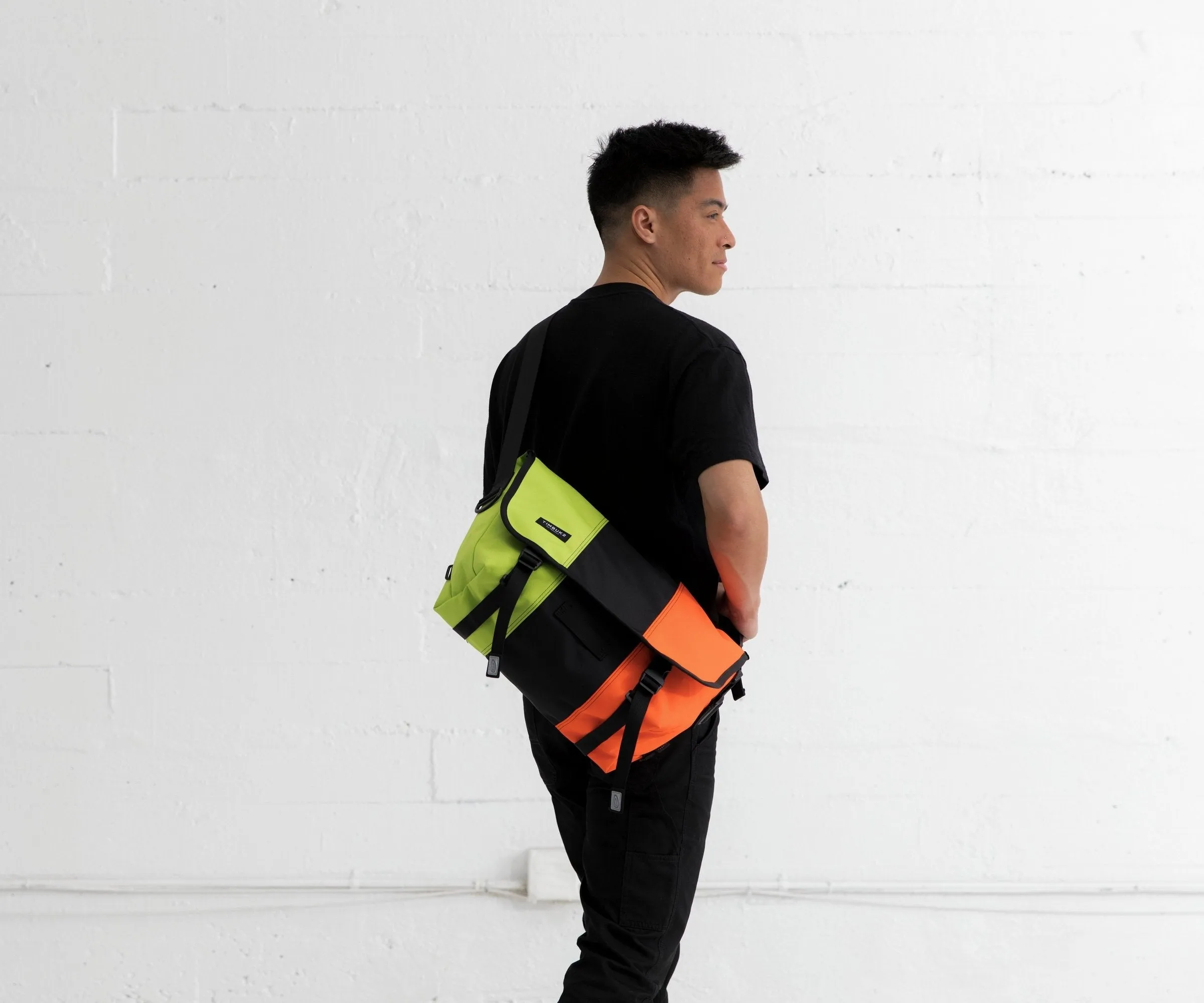 Classic Messenger Bag