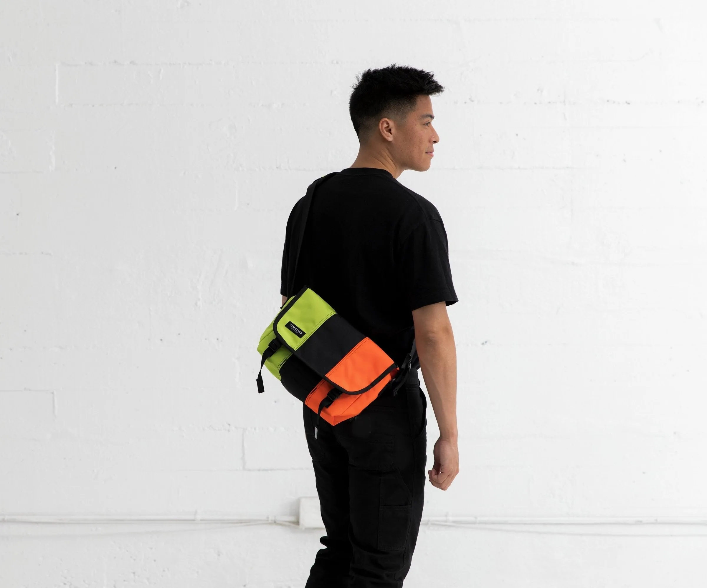 Classic Messenger Bag