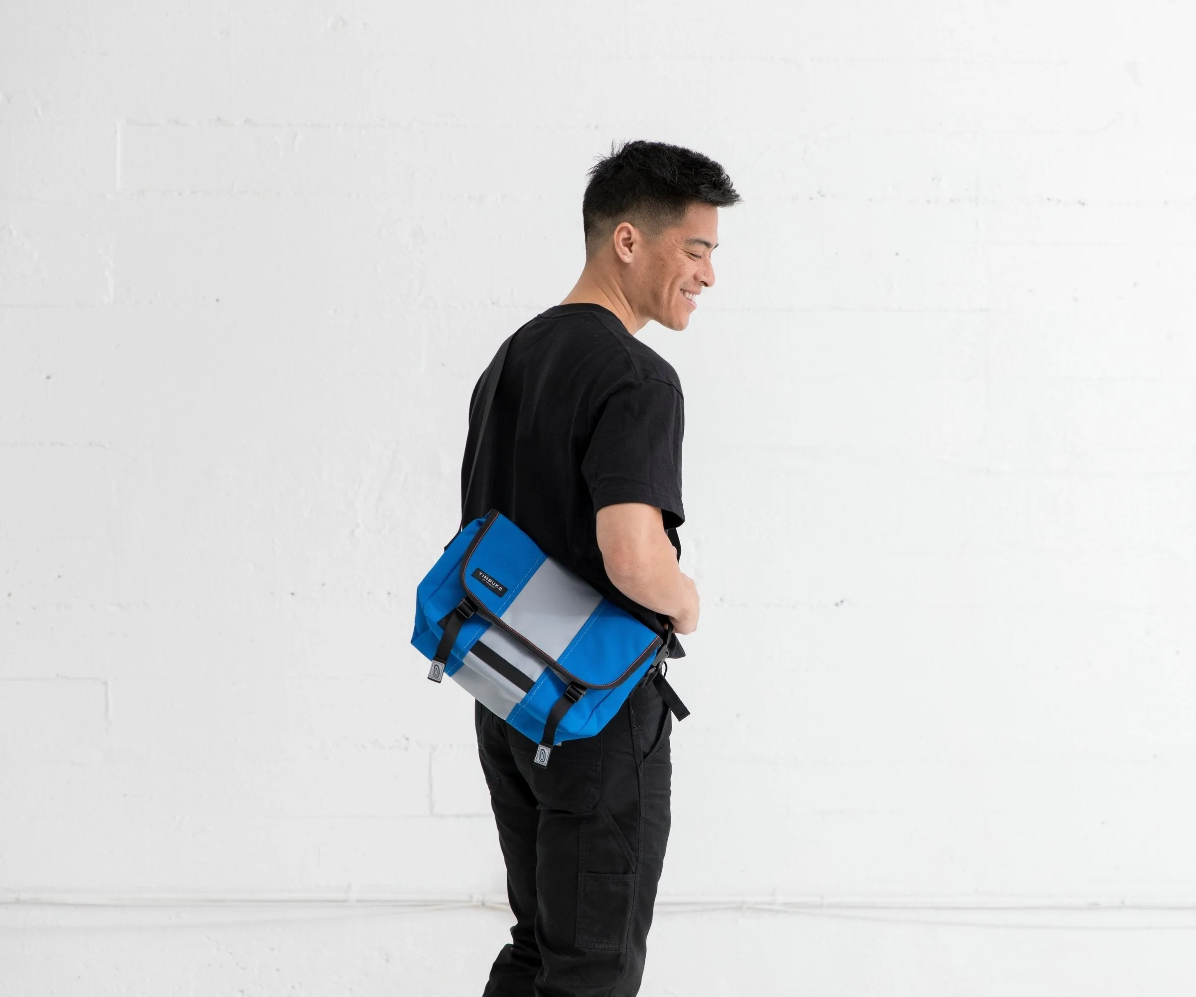 Classic Messenger Bag
