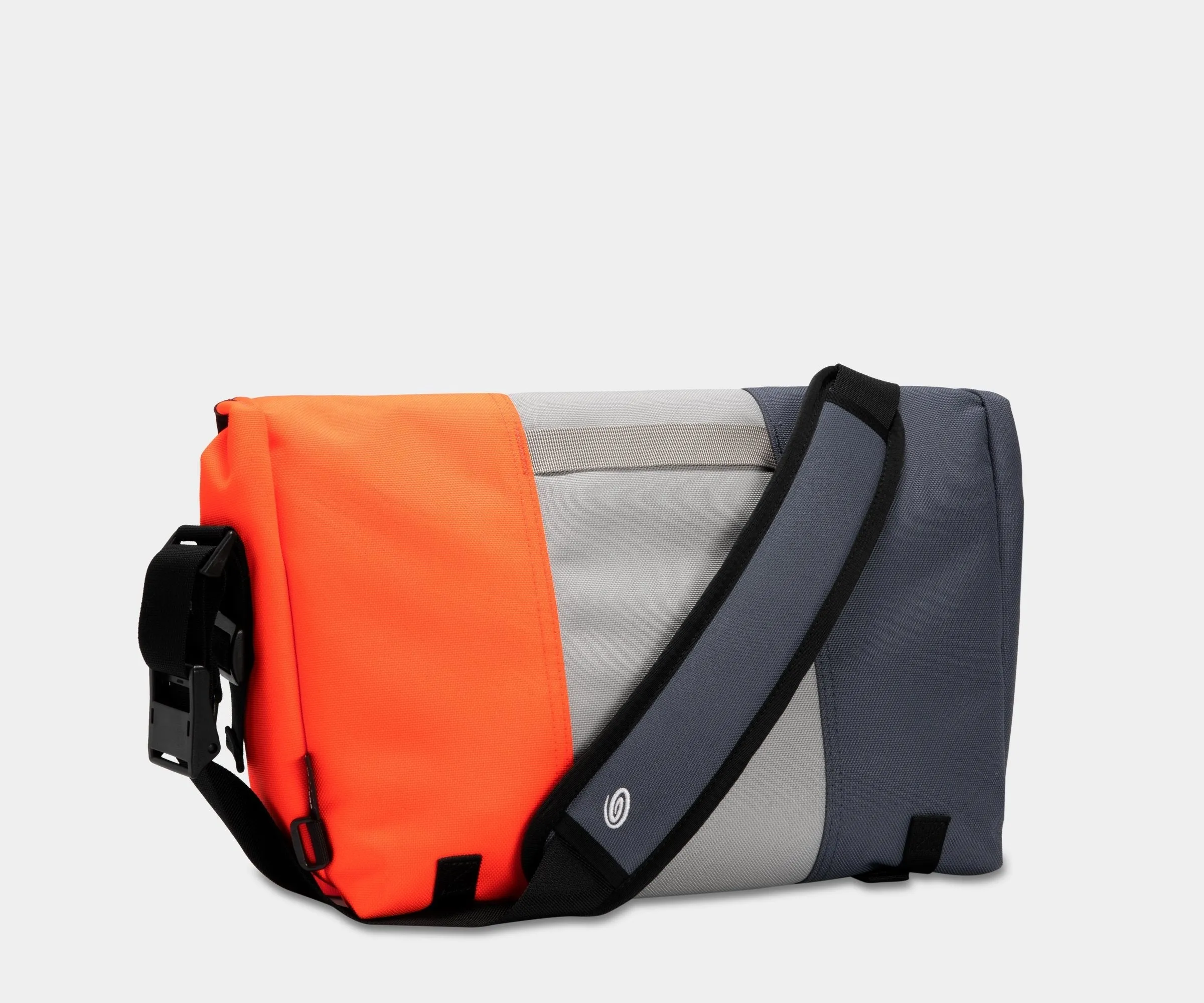 Classic Messenger Bag
