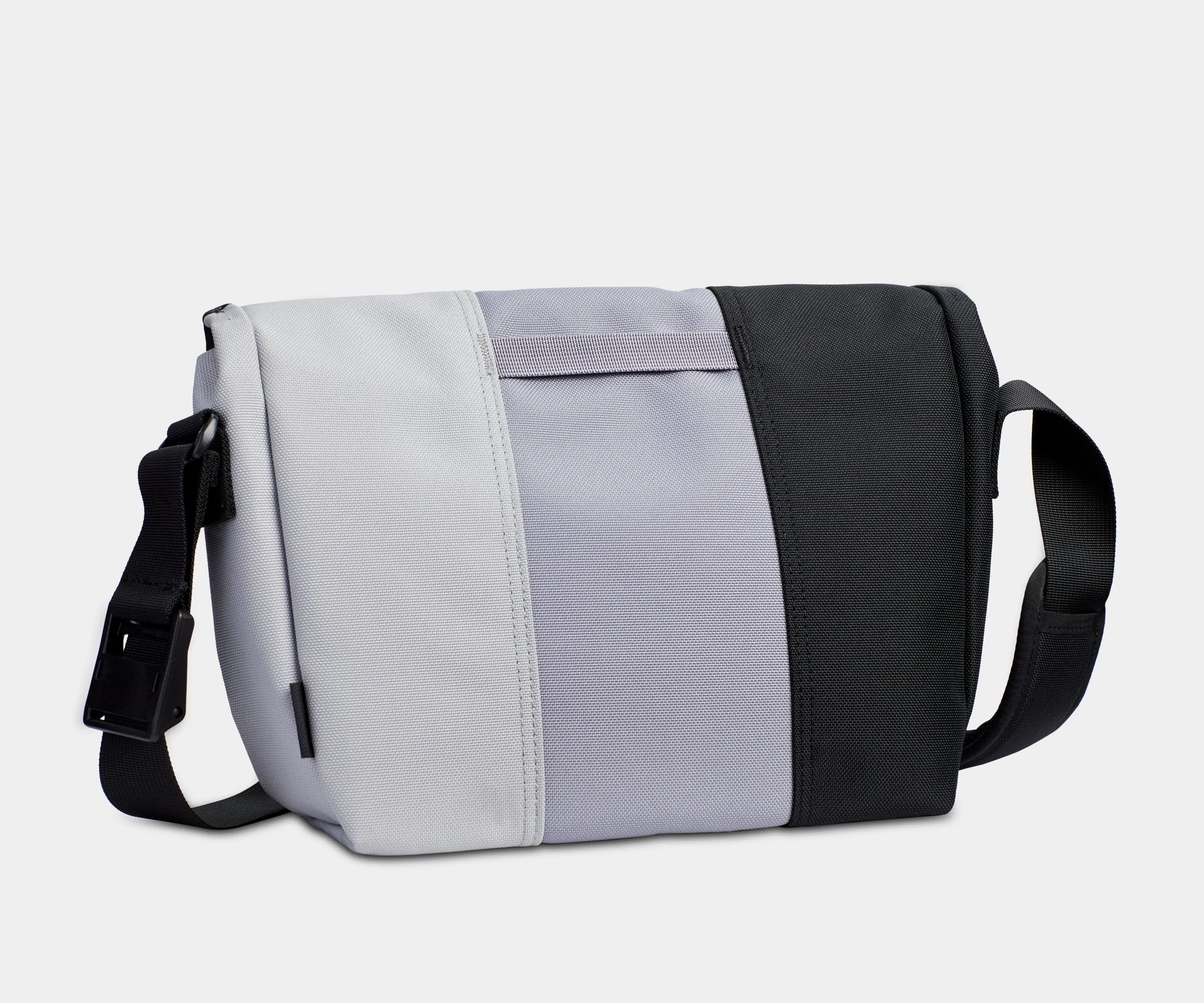 Classic Messenger Bag