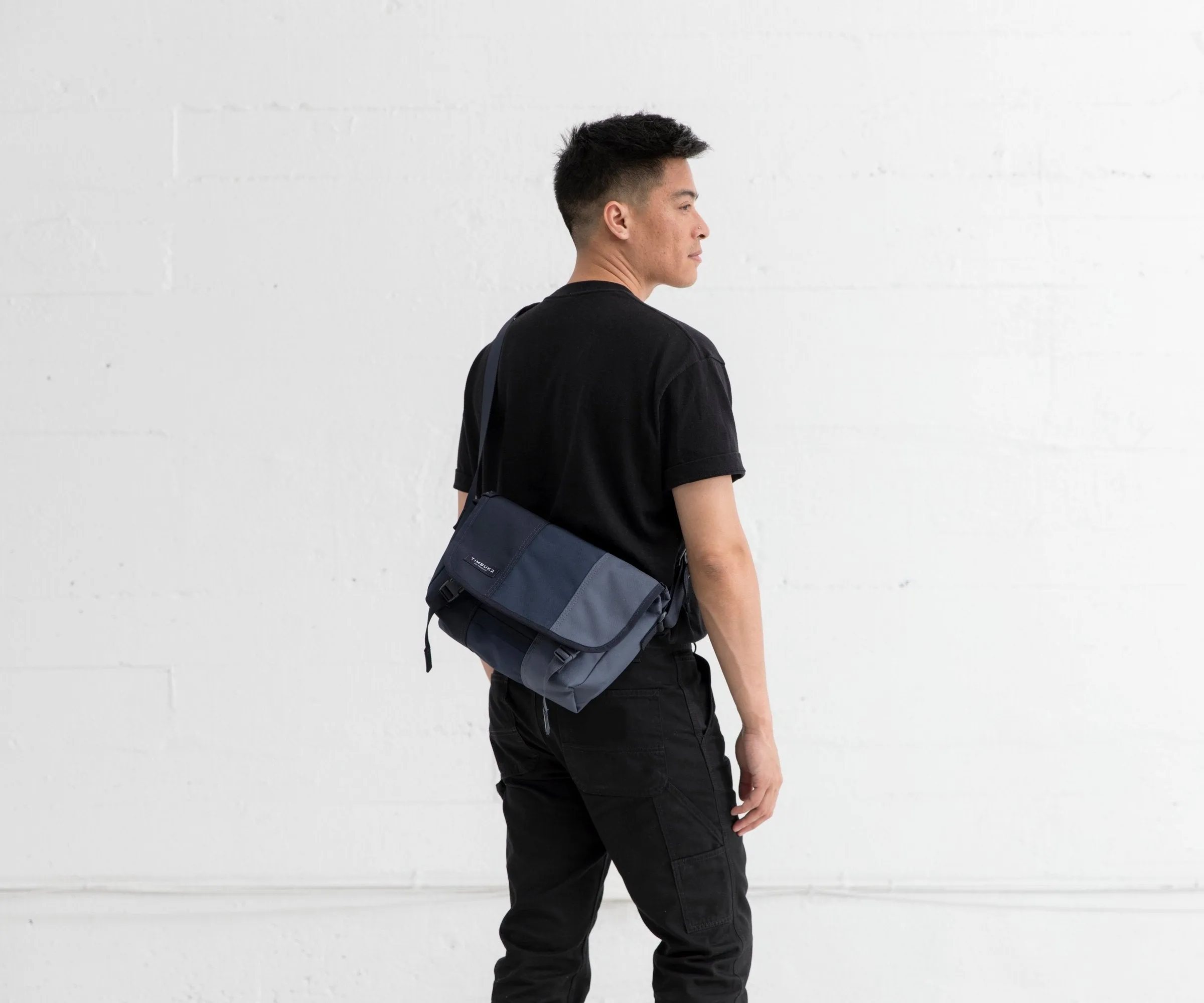 Classic Messenger Bag