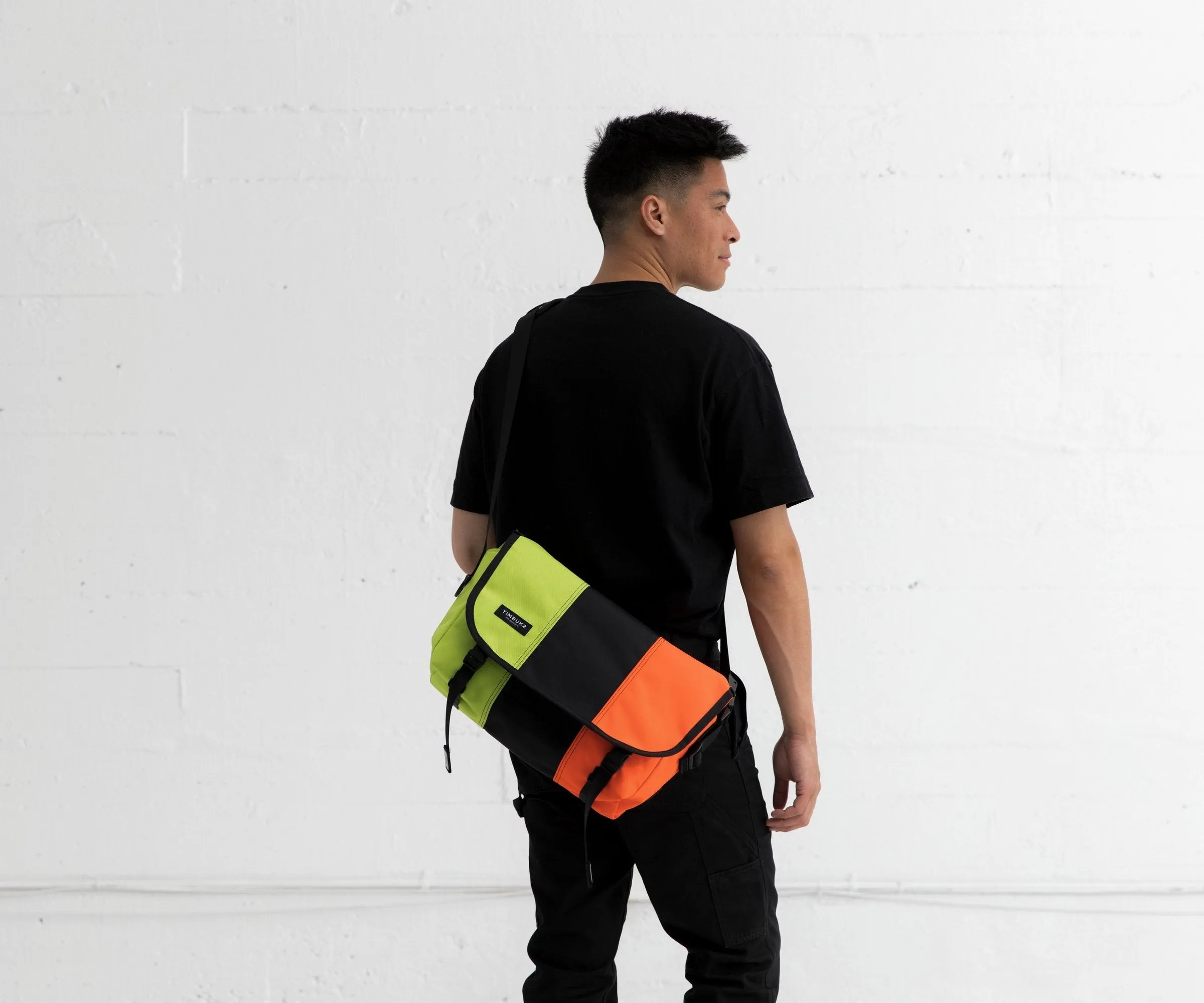 Classic Messenger Bag
