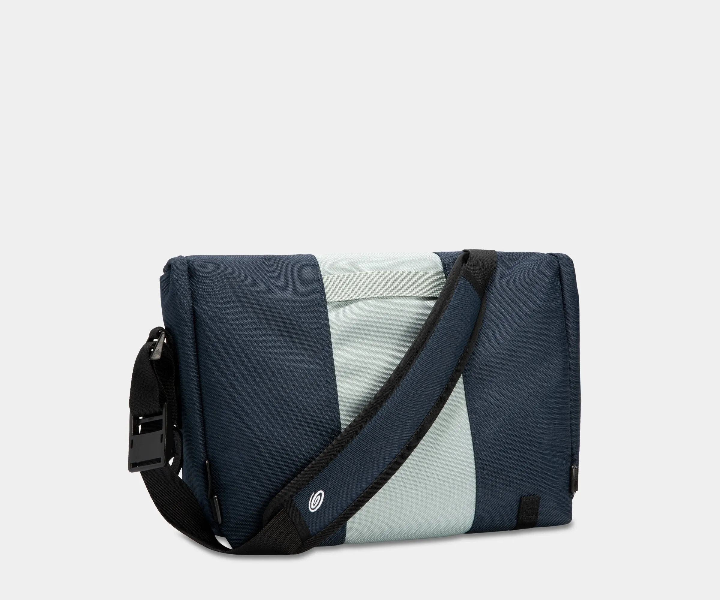 Classic Messenger Bag