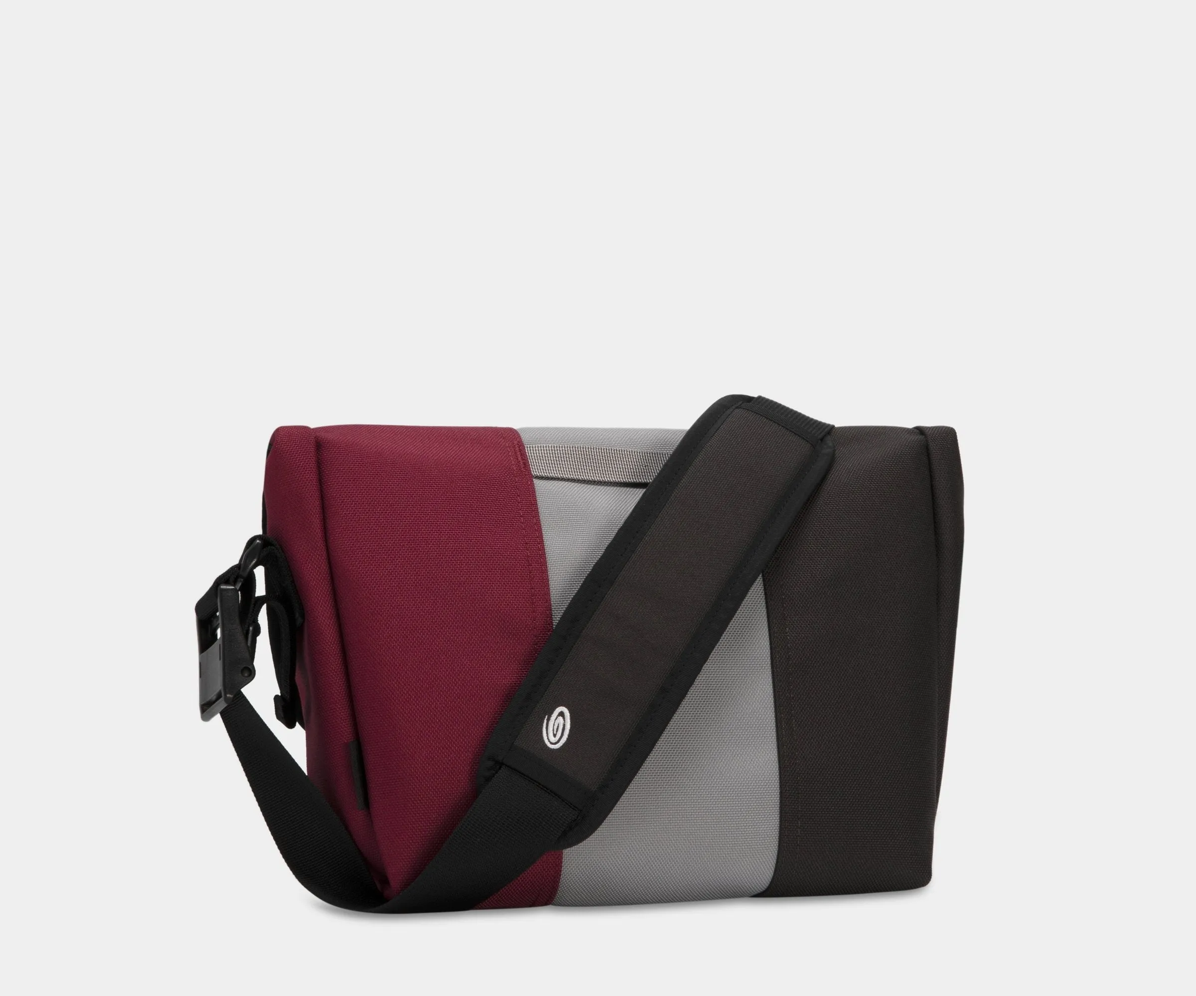 Classic Messenger Bag