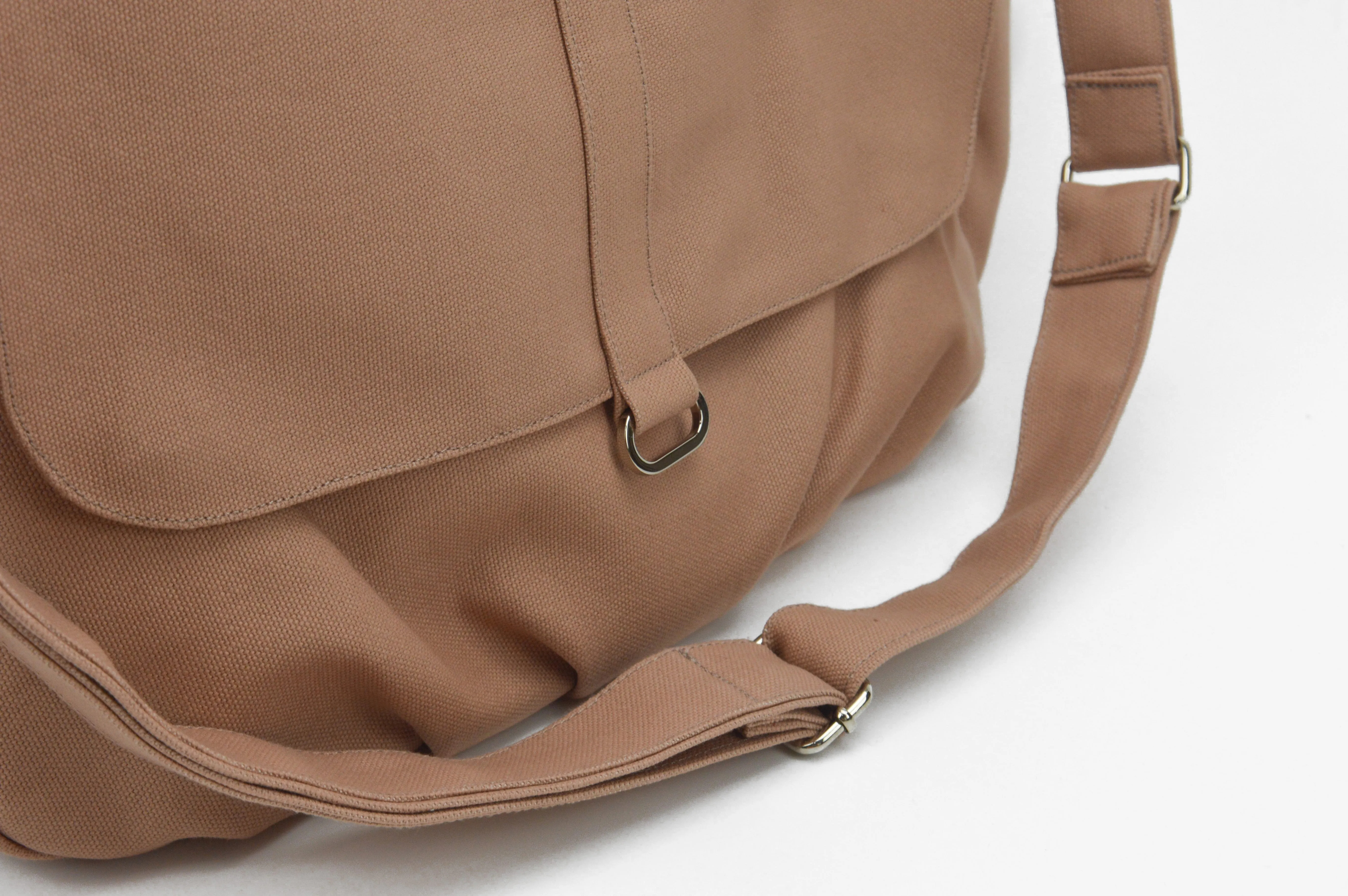 Daniel 18 Rose Gold | Messenger Bag
