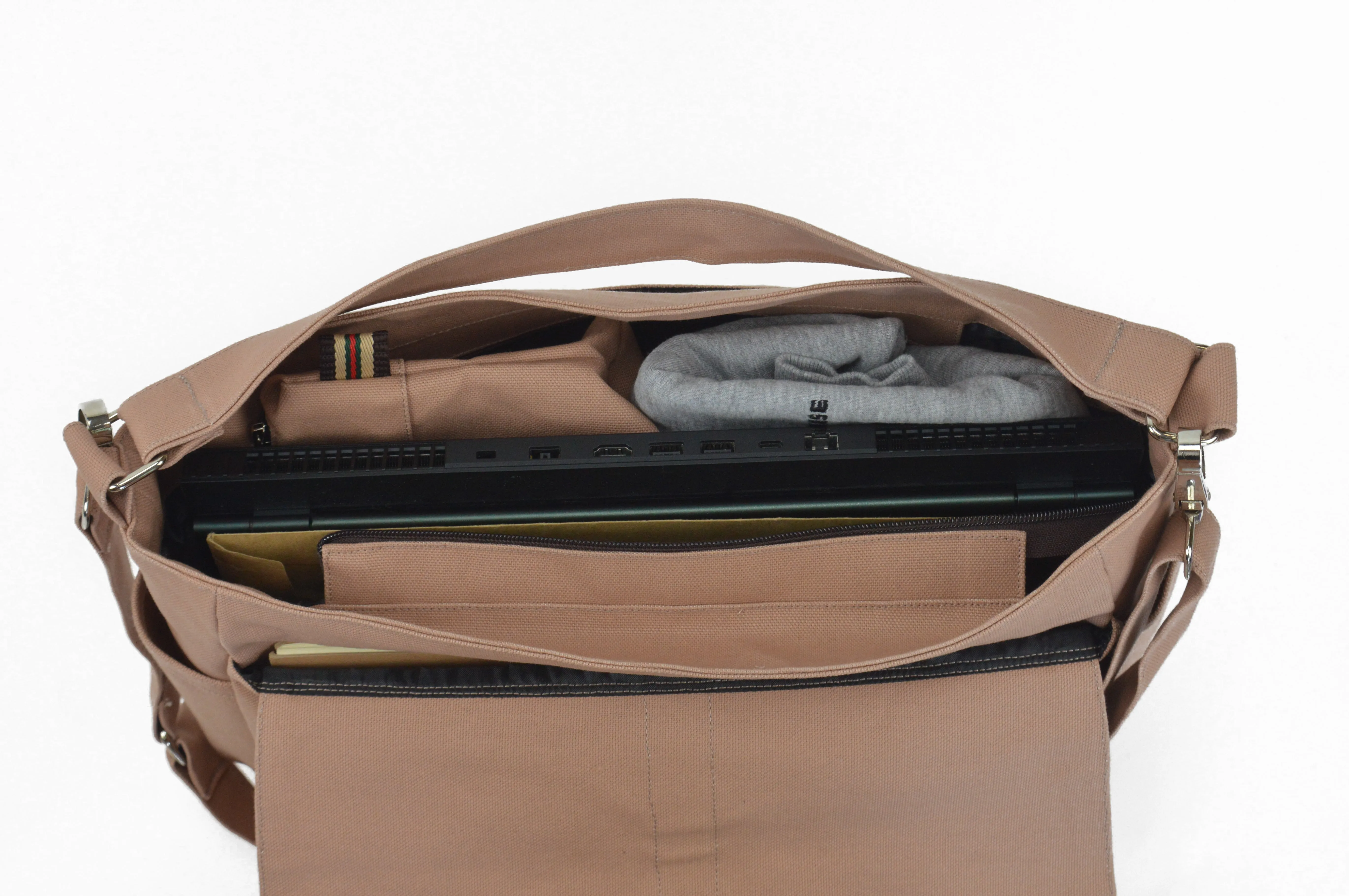 Daniel 18 Rose Gold | Messenger Bag