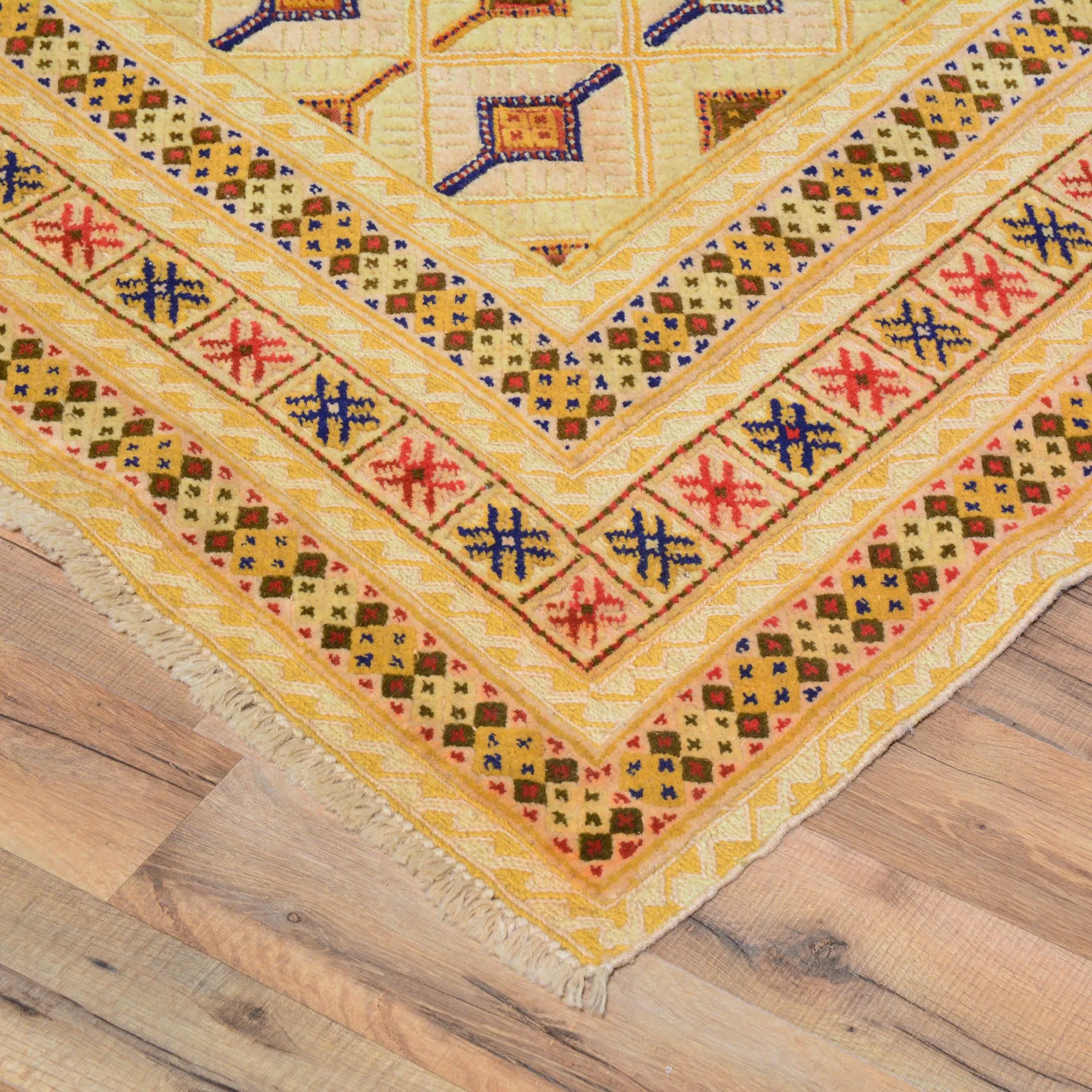 Hand-Knotted And Soumak Afghan Tribal Wool Rug (Size 4.11 X 5.11) Brral-3261
