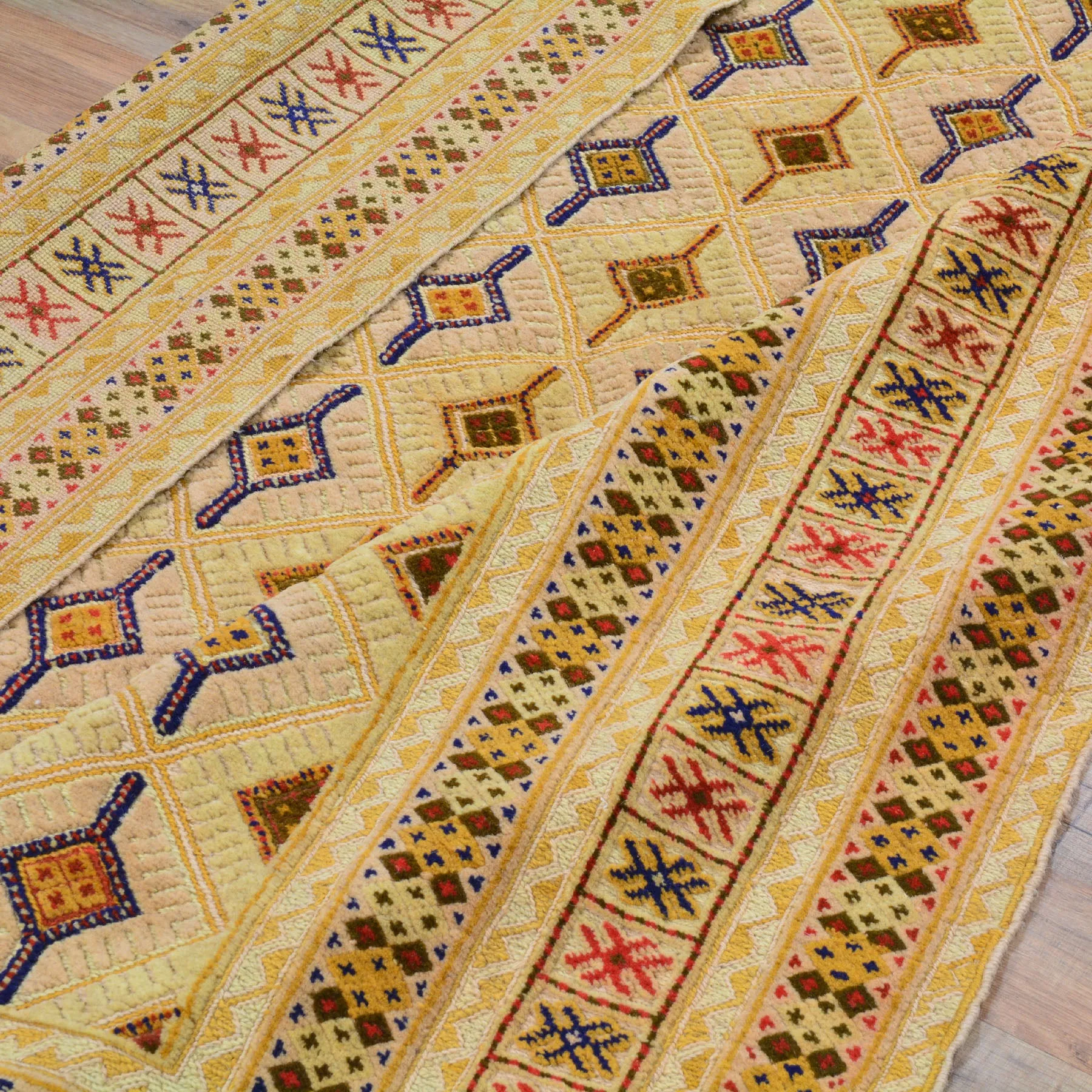 Hand-Knotted And Soumak Afghan Tribal Wool Rug (Size 4.11 X 5.11) Brral-3261