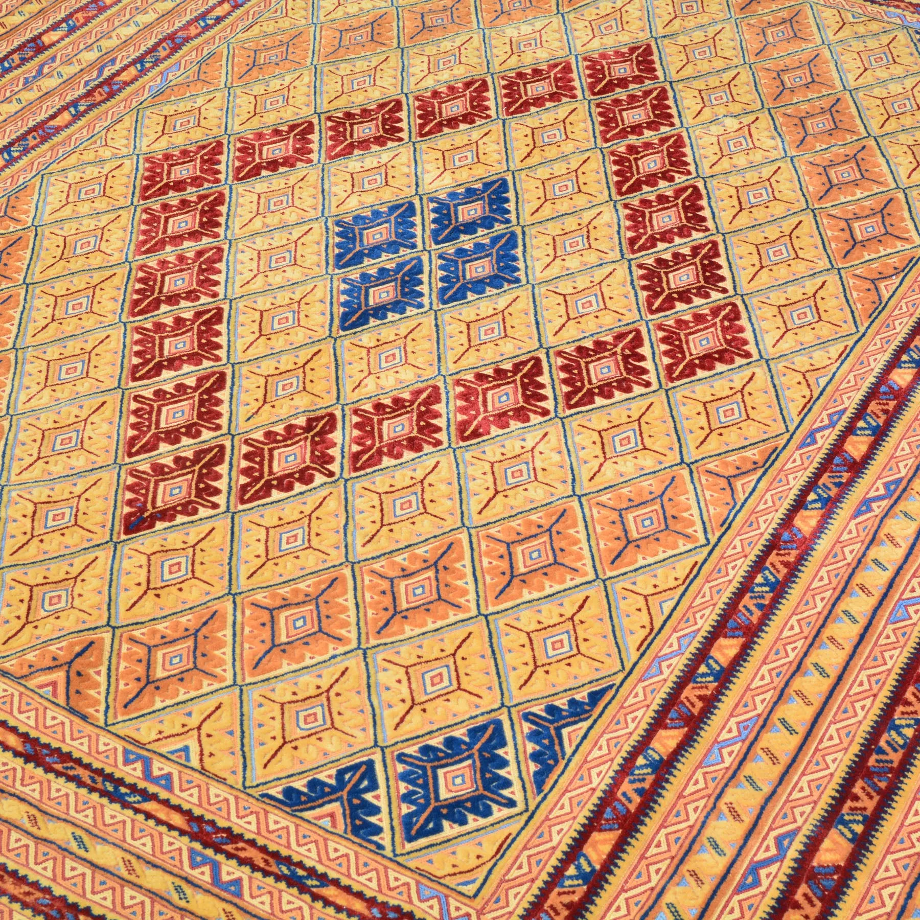 Hand-Knotted And Soumak Tribal Handmade Wool Rug (Size 5.2 X 6.11) Cwral-9990