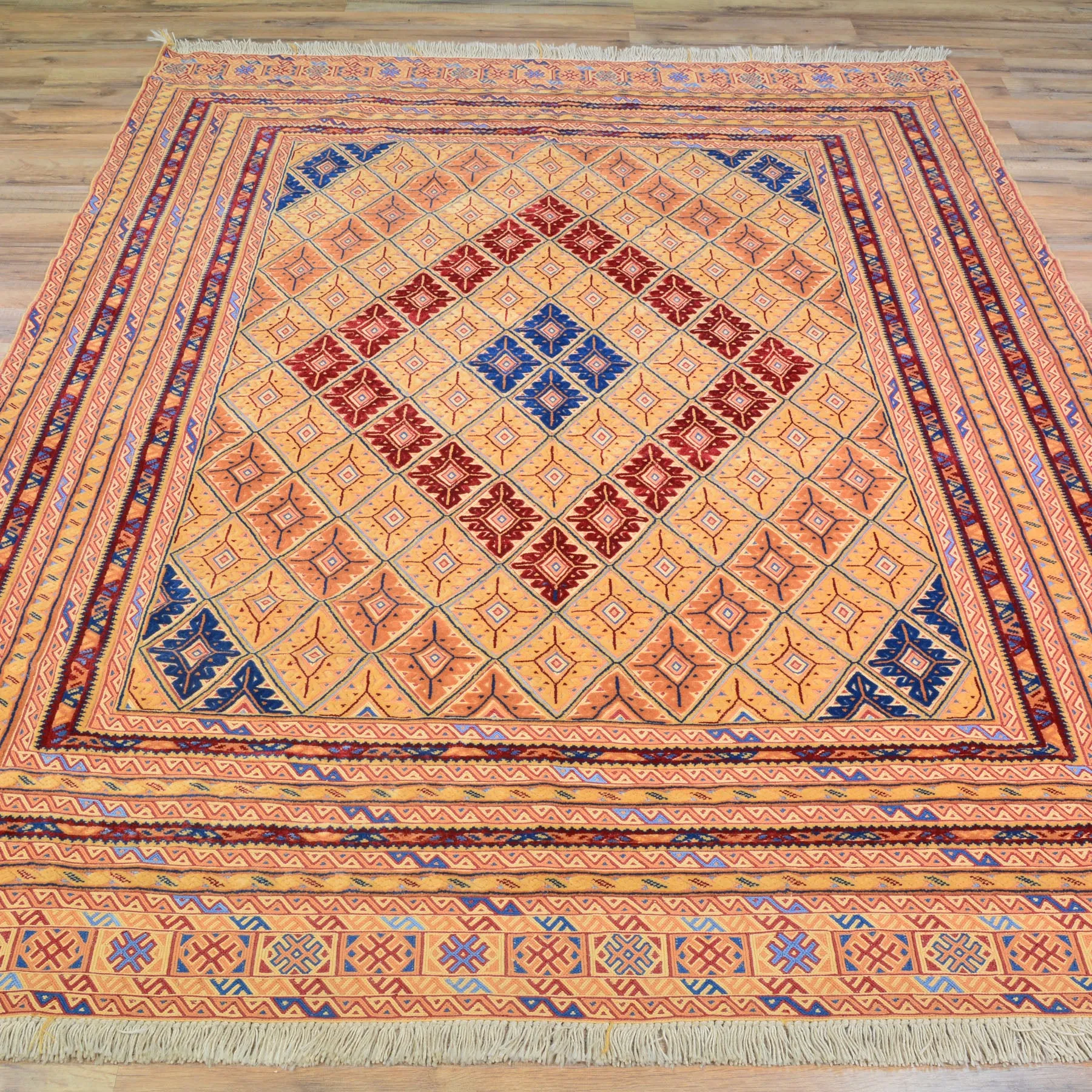 Hand-Knotted And Soumak Tribal Handmade Wool Rug (Size 5.2 X 6.11) Cwral-9990
