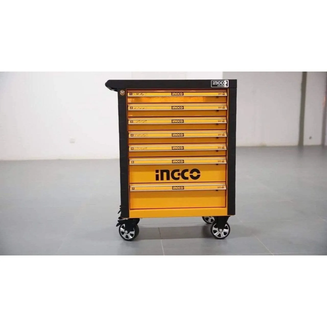 Ingco 162-Piece Tool Chest Set with 7 Drawers - HTCS271621