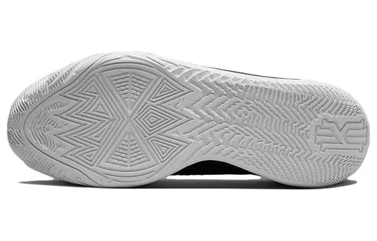 Kyrie Flytrap 6