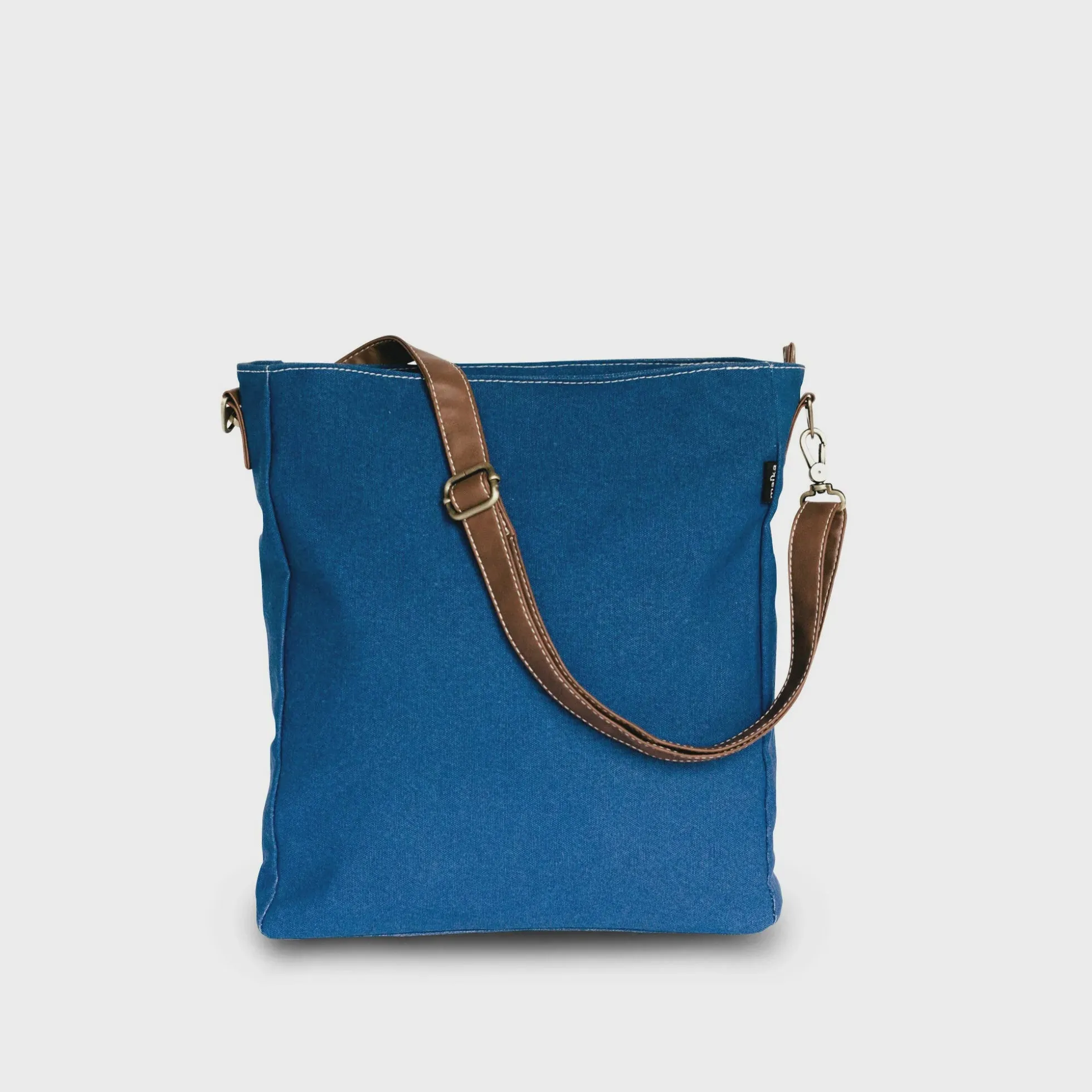 MAIKA Crossbody Sling
