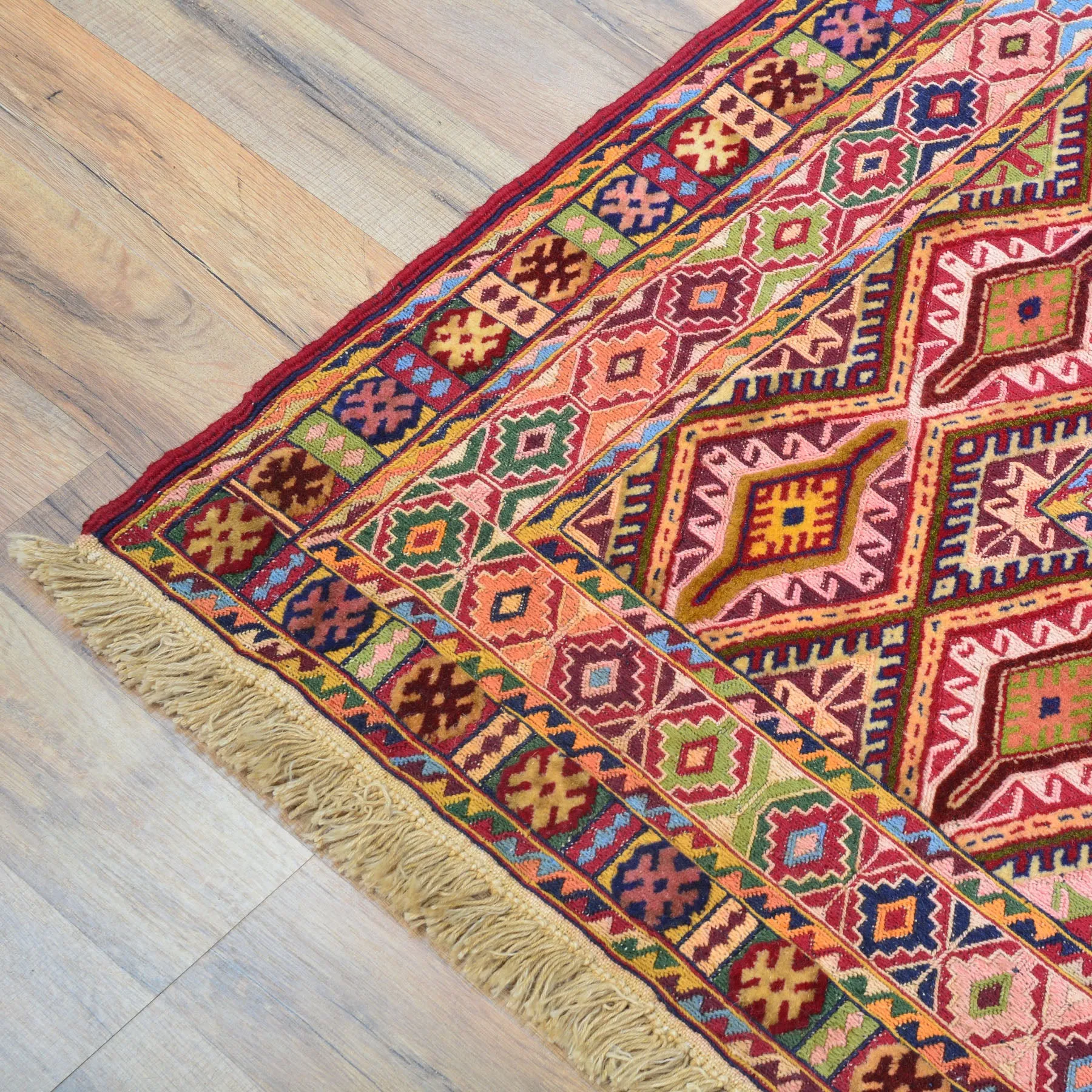 Multi-Weave Oriental Soumak Tribal Handmade Wool Rug (Size 5.1 X 6.3) Cwral-10032