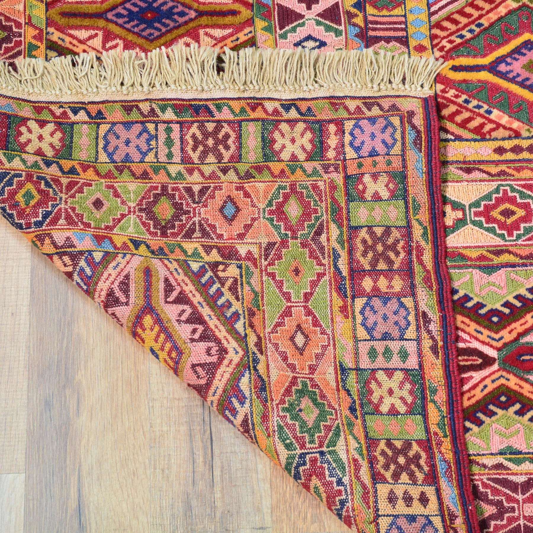 Multi-Weave Oriental Soumak Tribal Handmade Wool Rug (Size 5.1 X 6.3) Cwral-10032